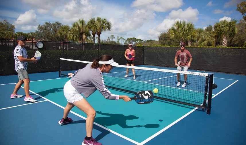 Choosing a Pickleball Paddle and Joining the Biggest Growing Sport Today