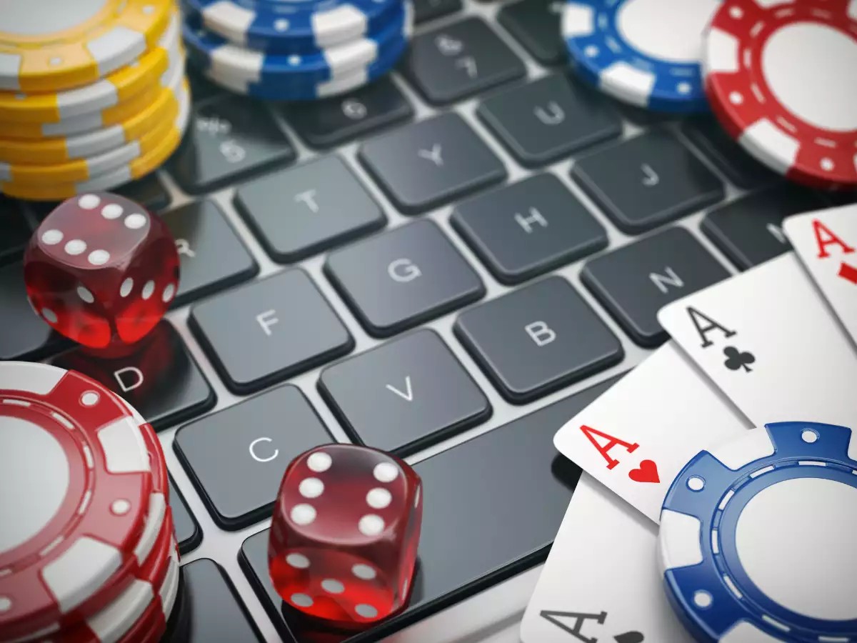 Strategies for Maximizing Your Chances of Winning Online Lottery: