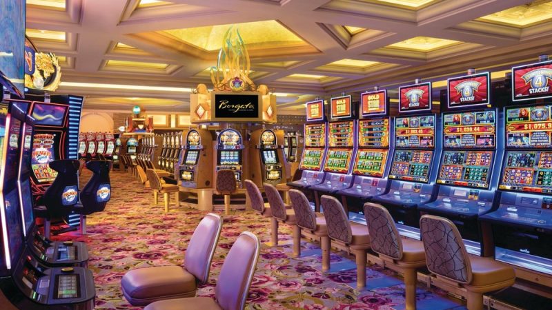 Smart ways players approach casino games without overthinking results daily
